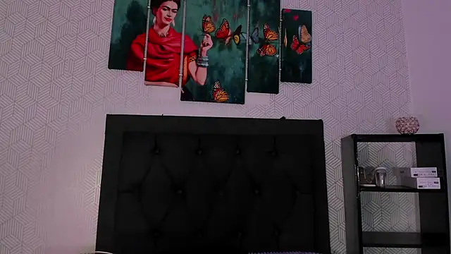 Selena fox7 online show from 10/08/25, 04:47