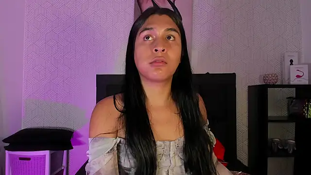 Selena fox7 online show from 02/13/26, 03:28