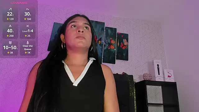 Selena fox7 online show from 09/24/25, 03:13