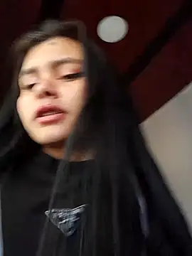 CHLOE ISABELL online show from 09/13/25, 09:04