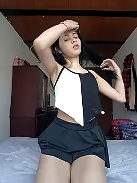 CHLOE ISABELL online show from 11/01/25, 07:52