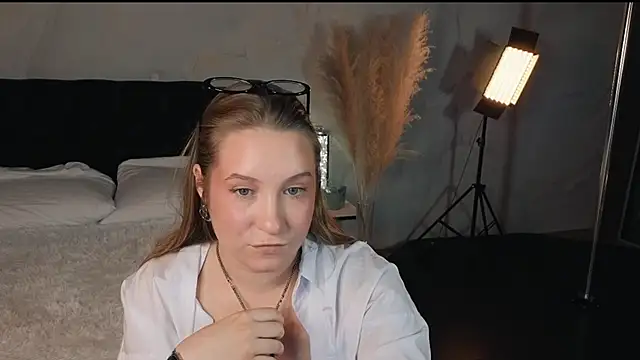Snapshot of Saint_Vicious chatting on 10/09/25, 08:31 Saint Vicious online show from 10/09/25, 08:31