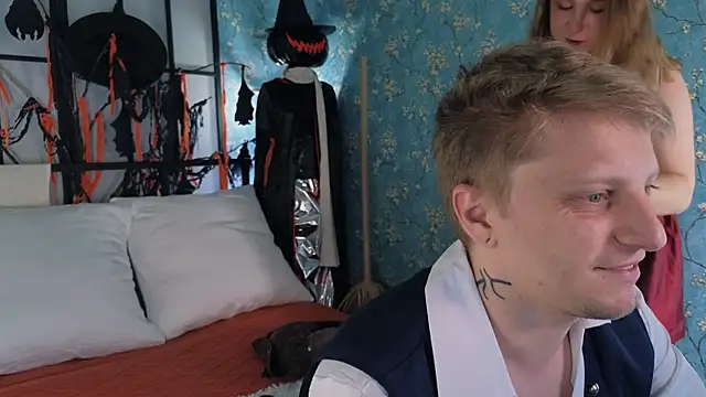 Saint Vicious online show from 10/31/25, 08:16