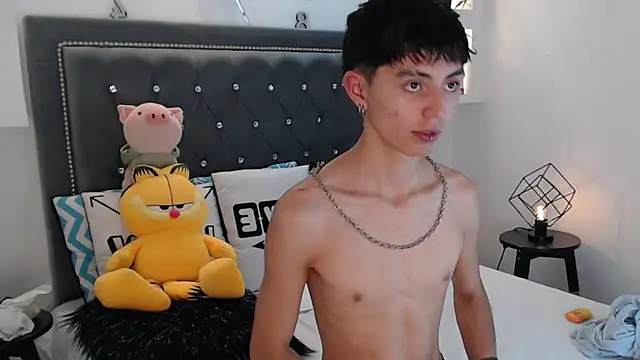 MaikyCooper online show from 03/21/25, 03:55