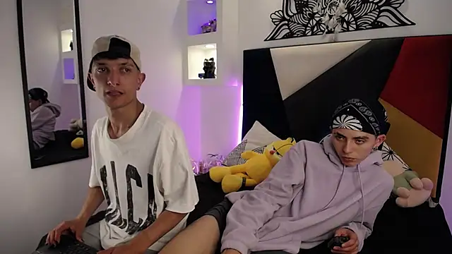 MaikyCooper online show from 02/28/25, 08:31