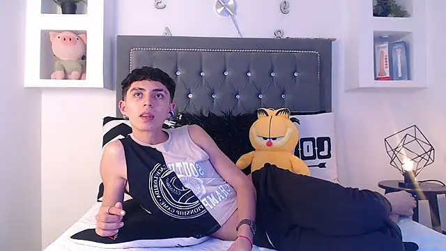 MaikyCooper online show from 03/13/25, 09:43