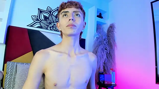 MaikyCooper online show from 11/24/25, 10:21