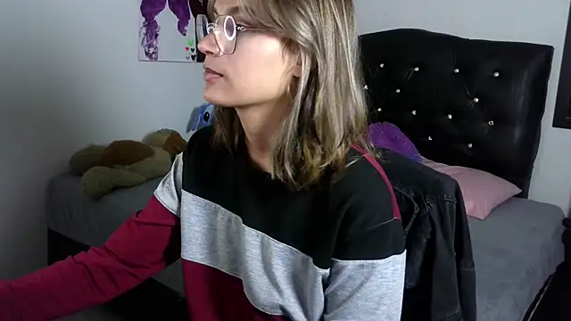 Auroraa soul online show from 11/30/25, 05:08