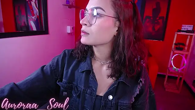 Snapshot of Auroraa_soul chatting on 10/06/25, 01:12 Auroraa soul online show from 10/06/25, 01:12