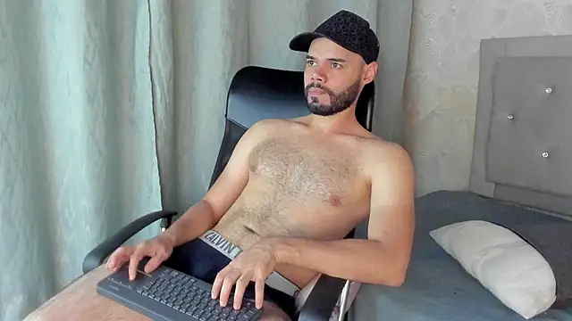 Luke Diaz7 online show from 03/18/25, 07:12