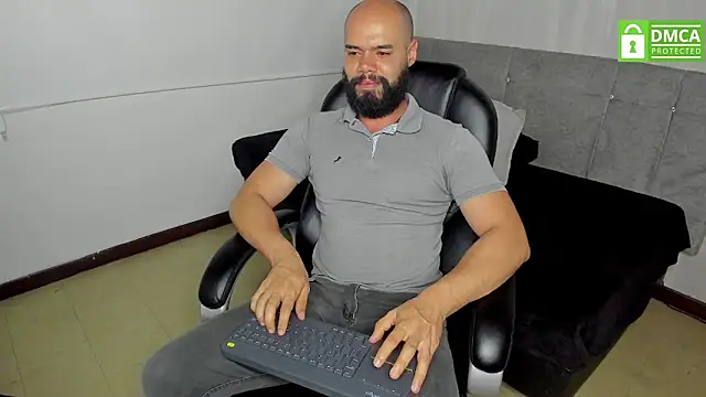 Luke Diaz7 online show from 09/10/25, 03:38