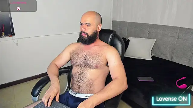 Luke Diaz7 online show from 10/05/25, 03:41