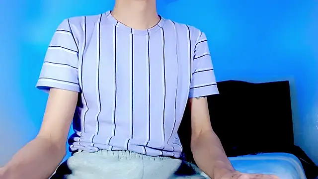 Snapshot of emelly_horny_ chatting on 11/29/25, 06:41 emelly horny online show from 11/29/25, 06:41