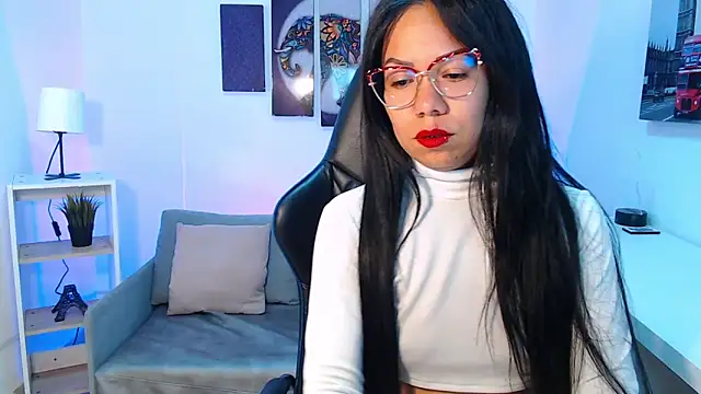 Snapshot of Katelady chatting on 10/14/25, 11:00 Katelady online show from 10/14/25, 11:00