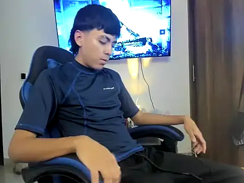 ian maik online show from 04/17/26, 08:50