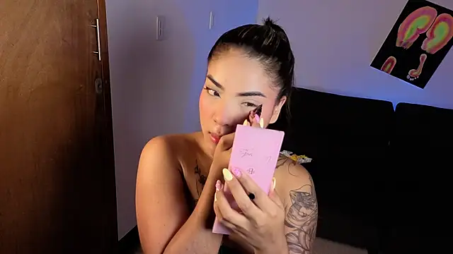 Maryybellax online show from 11/08/25, 10:13