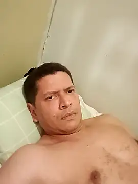 machoactivo1 online show from 02/12/25, 02:35