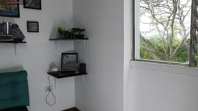 atenea 02 love online show from 06/02/26, 09:15