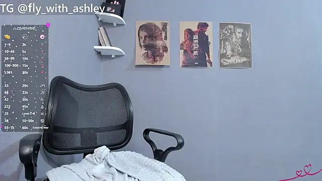 Snapshot of ashley_lovestory chatting on 03/10/25, 08:28 ashley lovestory online show from 03/10/25, 08:28