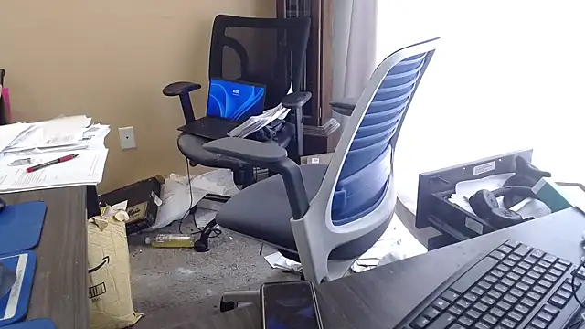 olderandwiser2 online show from 10/02/25, 08:01