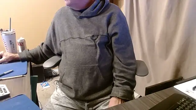 olderandwiser2 online show from 04/12/26, 03:43