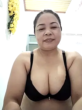 Snapshot of Baby-bigtits2024 chatting on 09/23/25, 10:50 Baby-bigtits2024 online show from 09/23/25, 10:50