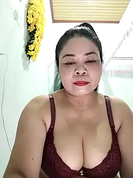 Snapshot of Baby-bigtits2024 chatting on 03/04/25, 12:55 Baby-bigtits2024 online show from 03/04/25, 12:55