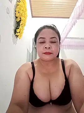 Snapshot of Baby-bigtits2024 chatting on 03/15/25, 12:56 Baby-bigtits2024 online show from 03/15/25, 12:56