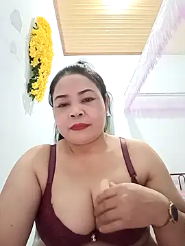 Snapshot of Baby-bigtits2024 chatting on 03/16/25, 01:06 Baby-bigtits2024 online show from 03/16/25, 01:06