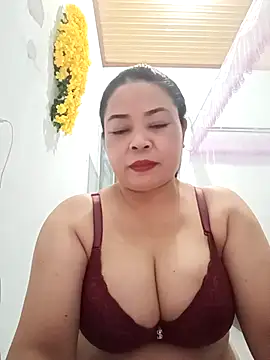 Snapshot of Baby-bigtits2024 chatting on 02/23/25, 12:59 Baby-bigtits2024 online show from 02/23/25, 12:59