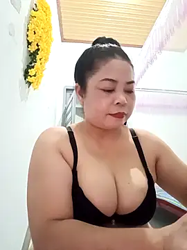 Snapshot of Baby-bigtits2024 chatting on 03/12/25, 12:57 Baby-bigtits2024 online show from 03/12/25, 12:57