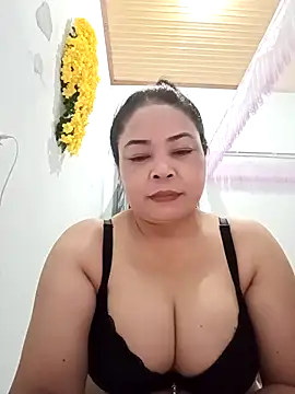 Snapshot of Baby-bigtits2024 chatting on 03/09/25, 01:26 Baby-bigtits2024 online show from 03/09/25, 01:26