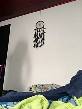 Snapshot of shadowsofgarden chatting on 02/19/25, 01:39 shadowsofgarden online show from 02/19/25, 01:39