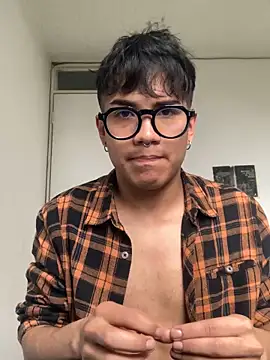 shadowsofgarden online show from 04/17/26, 09:06