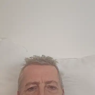 mann4u147 online show from 10/18/25, 09:17