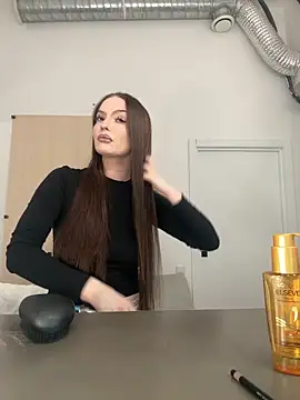 AlexaBright online show from 10/19/25, 03:48