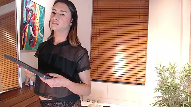 Georgina Palacios  online show from 04/07/26, 03:52