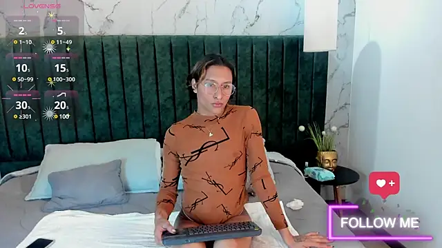 Snapshot of Georgina_Palacios_ chatting on 03/15/25, 04:02 Georgina Palacios  online show from 03/15/25, 04:02