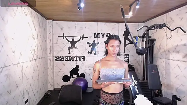 Georgina Palacios  online show from 11/02/25, 04:06