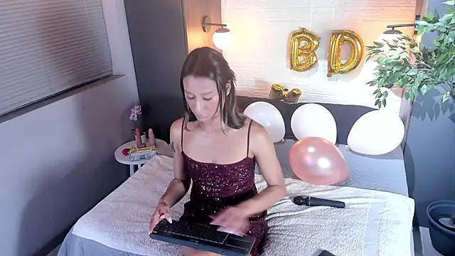 Georgina Palacios  online show from 04/14/26, 03:44