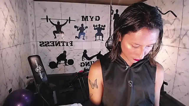 Georgina Palacios  online show from 11/11/25, 03:56