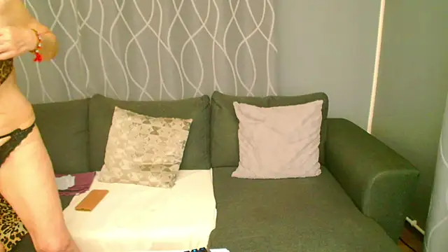 adeleadison online show from 11/17/25, 05:00