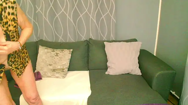 adeleadison online show from 11/15/25, 04:49