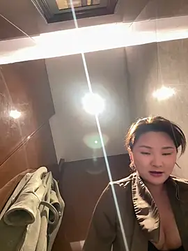 Mia-77 online show from 03/02/26, 09:16