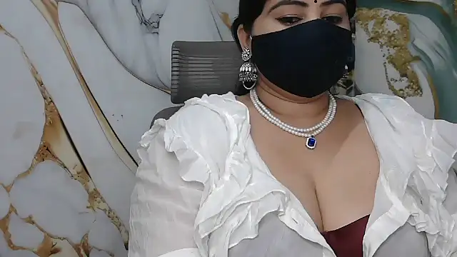 Snapshot of seetatiwari chatting on 06/24/26, 08:35 seetatiwari online show from 06/24/26, 08:35