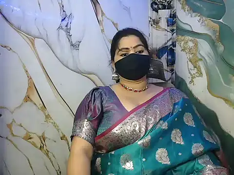 Snapshot of seetatiwari chatting on 06/08/26, 06:52 seetatiwari online show from 06/08/26, 06:52