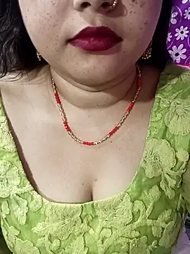 Snapshot of seetatiwari chatting on 02/24/25, 09:32 seetatiwari online show from 02/24/25, 09:32