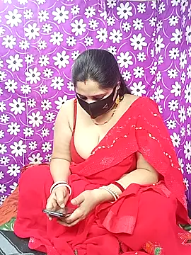 Snapshot of seetatiwari chatting on 02/20/25, 02:57 seetatiwari online show from 02/20/25, 02:57