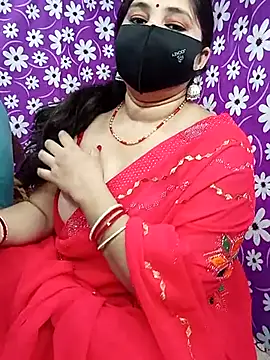Snapshot of seetatiwari chatting on 02/17/25, 04:06 seetatiwari online show from 02/17/25, 04:06