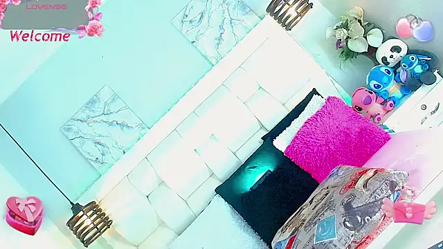 BelovedChain01 online show from 11/17/25, 04:49